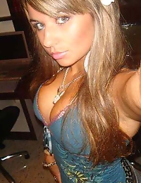 Picture collection of steamy hot amateur babes posing